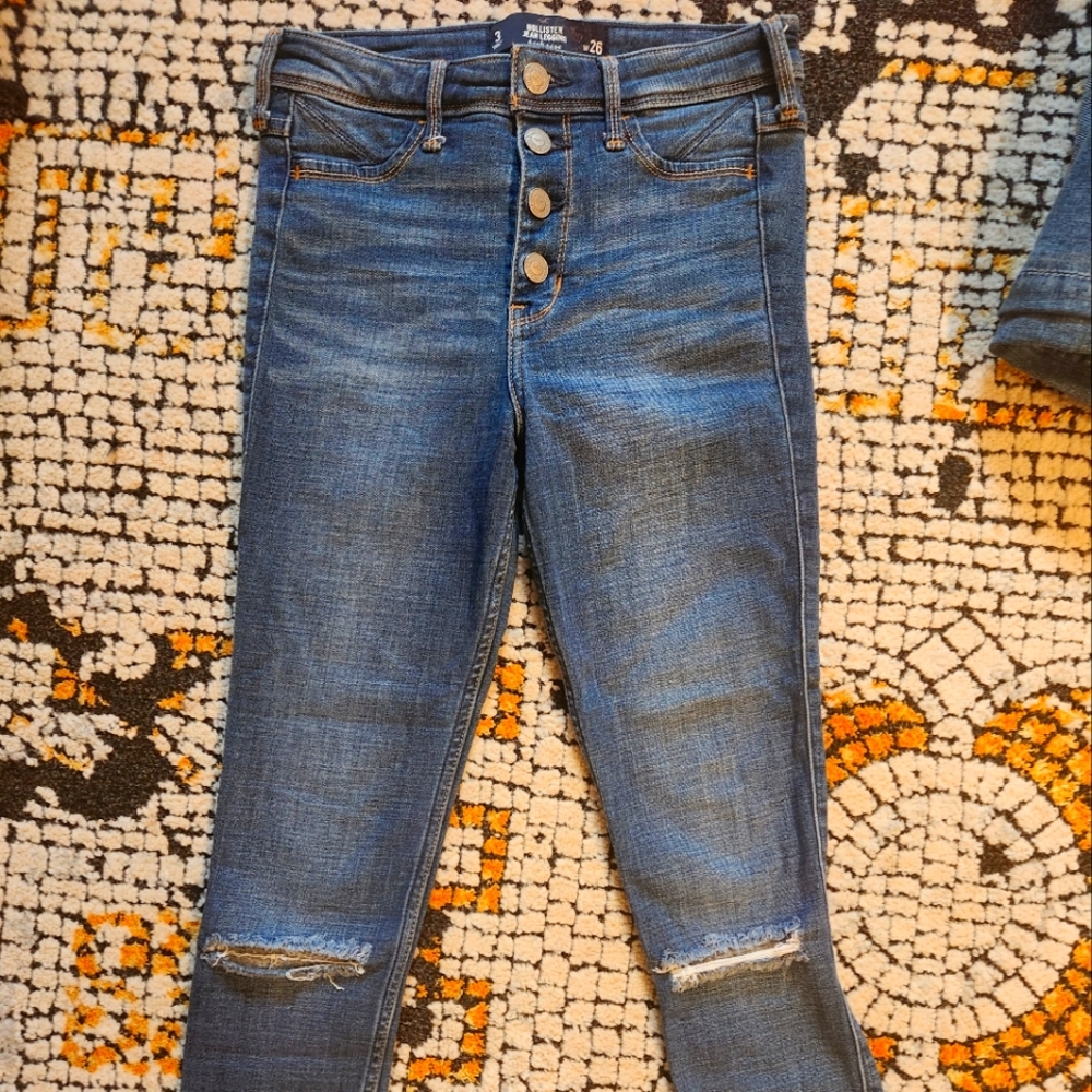 Hollister high rise Jean leggings size 3 w26